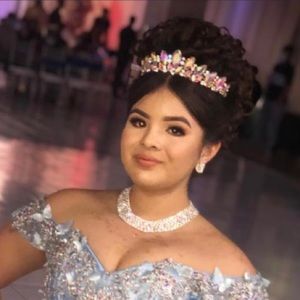 Meet your Posher, Stephanie